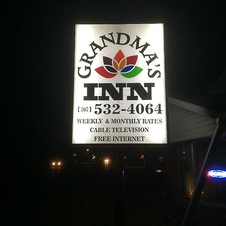 Grandmas Inn Torrington Eksteriør bilde