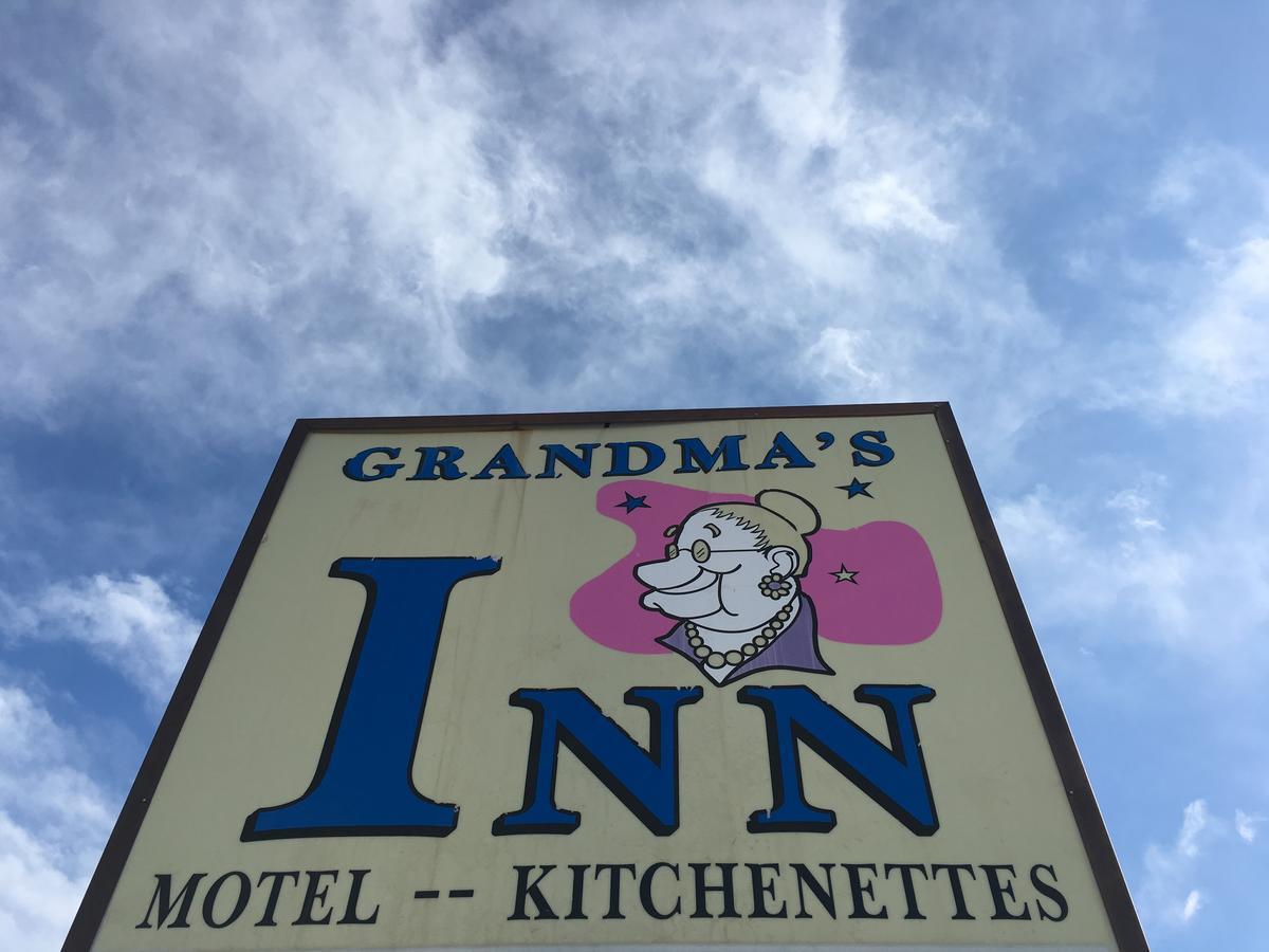 Grandmas Inn Torrington Eksteriør bilde